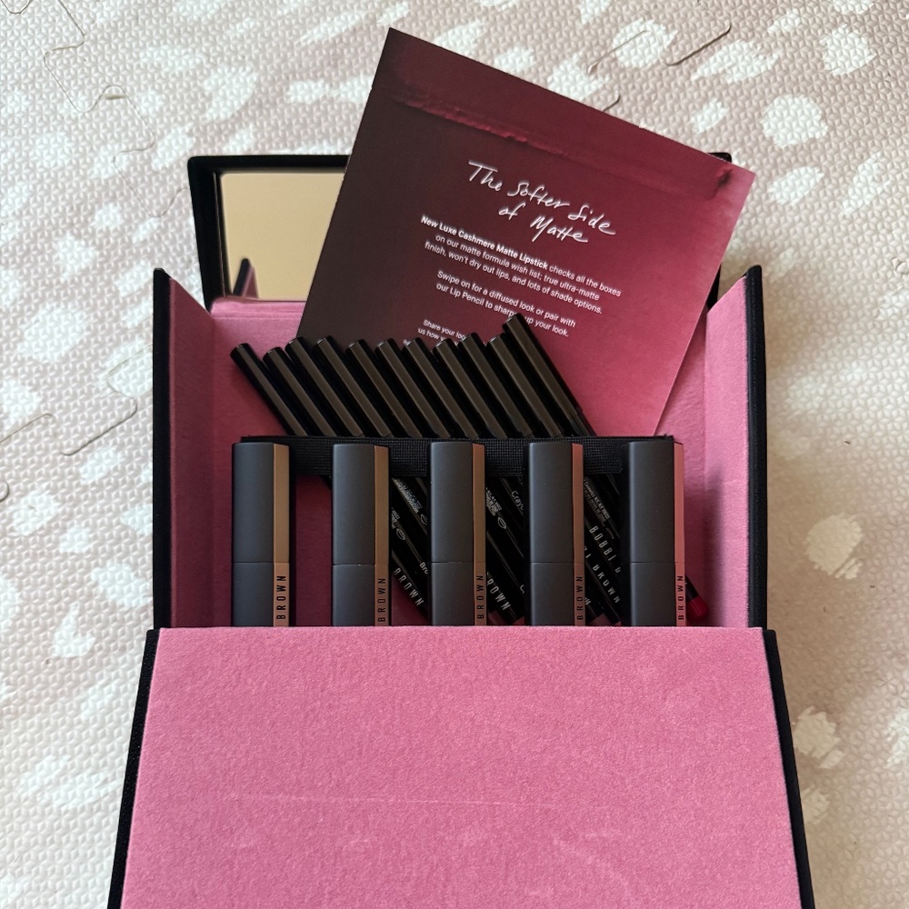 Bobbi Brown Lipstick gift box